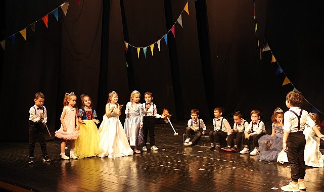 Nilüferli minikler drama gösterileriyle alkış topladı- Kamu Çalışanı