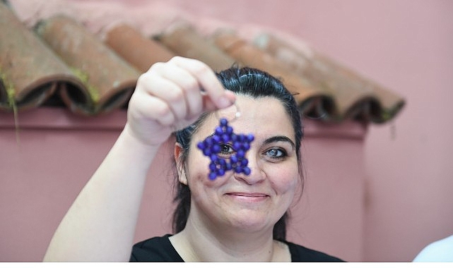 Osmangazili kadınlar hemcinsleri için hediye anahtarlık üretiyor- Kamu Çalışanı