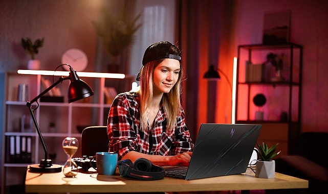 Oyun Tutkunlarına İndirimli Fiyatlarla Yaz Tatili Hediyesi: Acer Nitro V 15 Serisi- Kamu Çalışanı