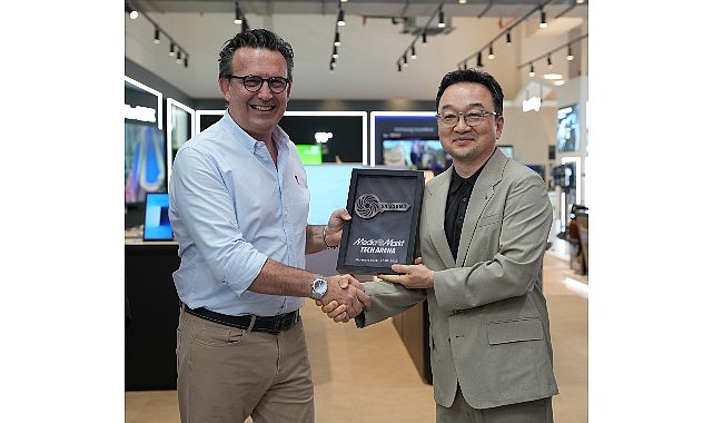 Samsung, MediaMarkt’ın teknoloji deneyim mağazası   Tech Arena’da butik mağaza açtı- Kamu Çalışanı