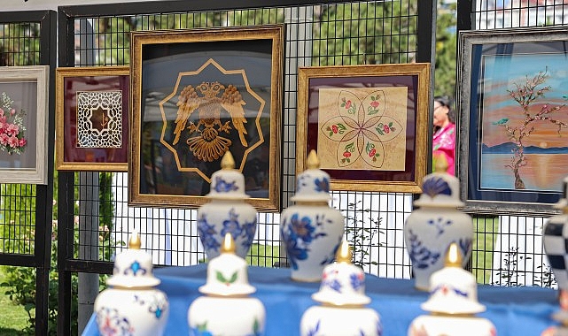 Selçuklu Sanat Tasarım Atölyesi’nden Göz Kamaştıran Yıl Sonu Sergisi- Kamu Çalışanı