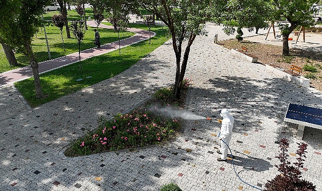 Selçuklu’da yeşil alanların ilaçlama çalışmaları devam ediyor- Kamu Çalışanı