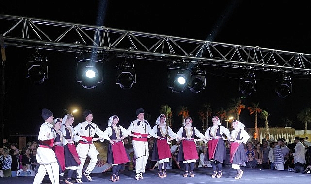 Uluslararası Kültür ve Halk Oyunları Günleri Kapsamında 22. Sarımsaklı Trophy Festivali Gerçekleştirildi- Kamu Çalışanı
