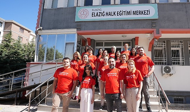 Vodafone gönüllüleri, Elazığ’da iyiliğin yanında durdu- Kamu Çalışanı