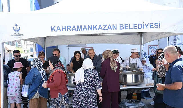 Aşure İkramıyla Kültürel Değerler Yaşatıldı- Kamu Çalışanı