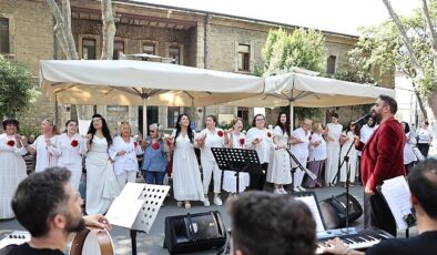 Bağcılar Belediyesi Türk Halk Müziği Korosu’ndan Darülaceze’de Anlamlı Konser- Kamu Çalışanı