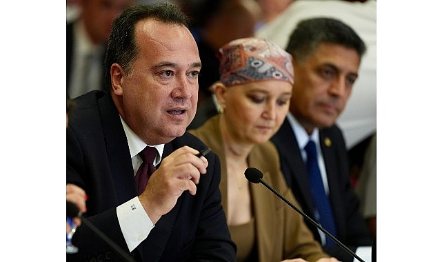 Başkan Dutlulu Şehzadeler’de Muhtarlarla Bir Araya Geldi- Kamu Çalışanı