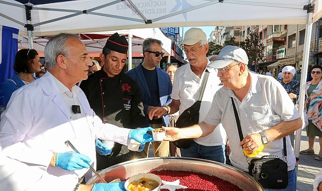 Küçükçekmece Belediyesi’nden Binlerce Kişiye Aşure İkramı- Kamu Çalışanı