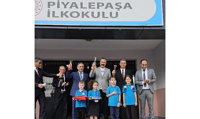 Başkan Sezer Öğrencilerin Yeni Eğitim Dönemi Heyecanına Ortak Oldu- Kamu Çalışanı