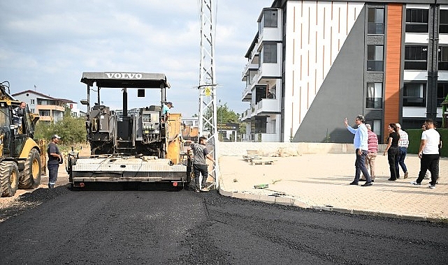 Kartepe’de Asfalt Atağı Sürüyor- Kamu Çalışanı