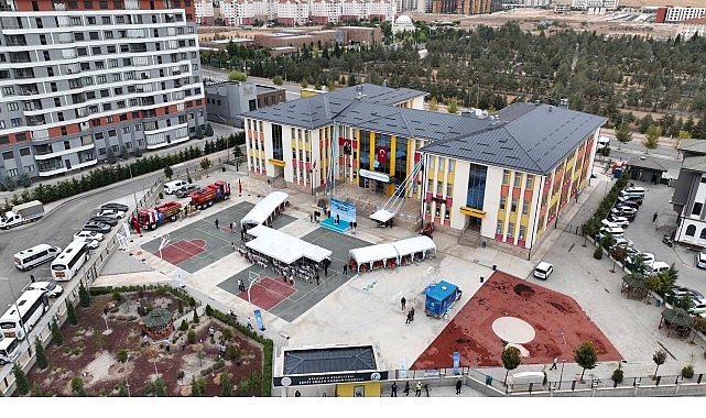 Konya Protokolü Öğrencilerin İlk Ders Zili Heyecanına Selçuklu’da Ortak Oldu- Kamu Çalışanı